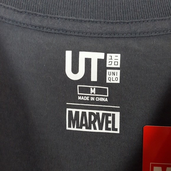 Uniqlo Dark Gray Graphic Marvel Avengers Shirt M - Picture 2 of 5